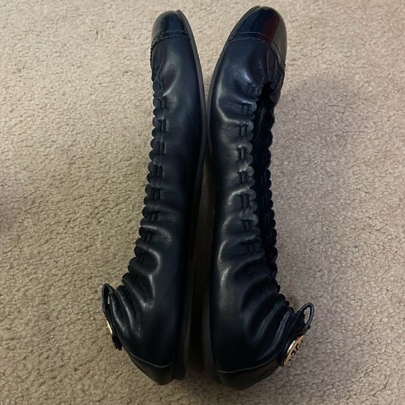 TB Abbey Flats - Picture 2 of 8